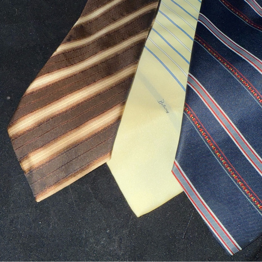 Sophisticated Brown and Gold Striped‎ Men's Tie Bundle